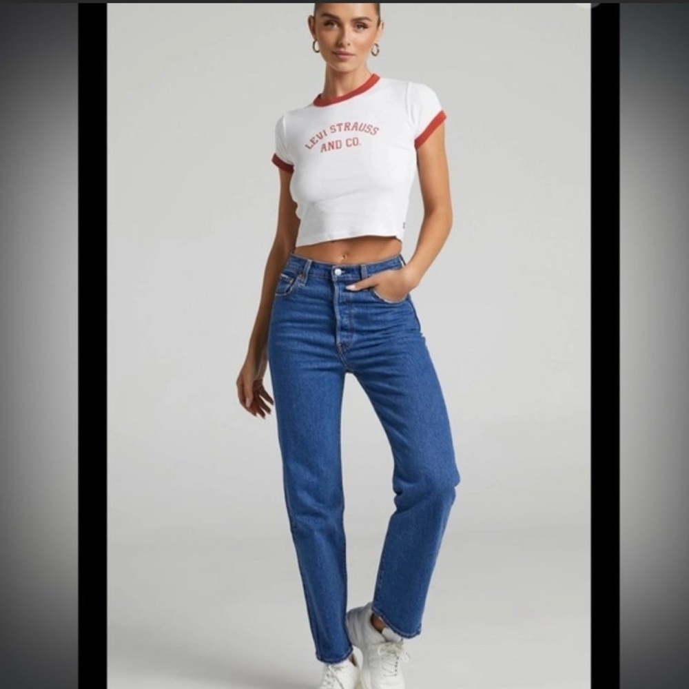 Levi's High Rise Straight Jeans in Classic Blue